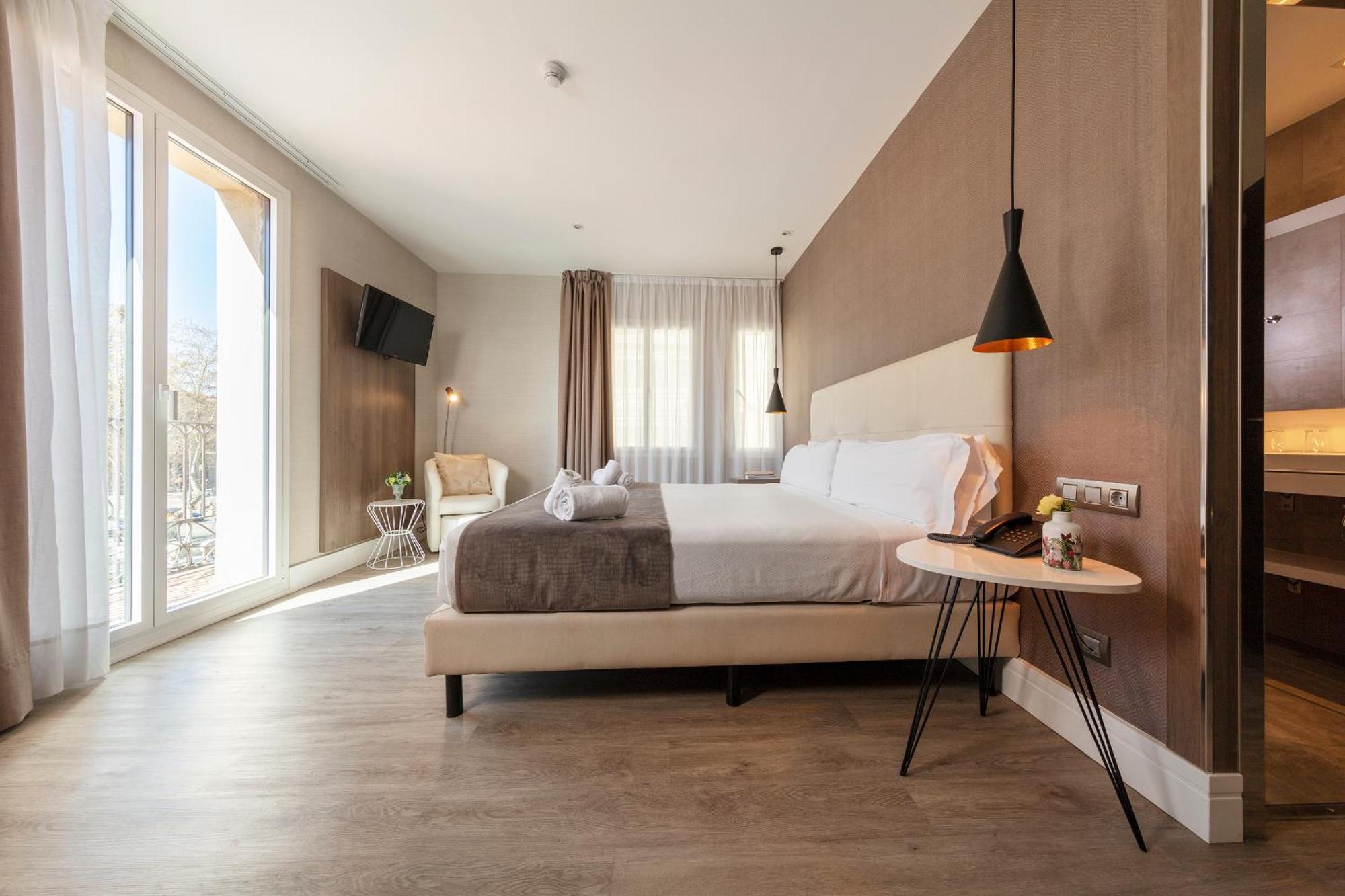 Hotel Oasis Barcellona Esterno foto